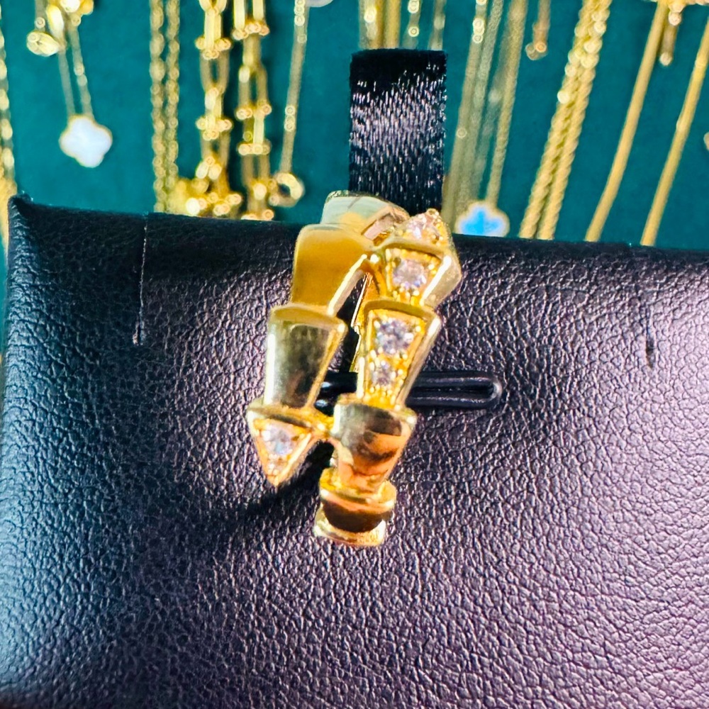 Real 18K Saudi Gold Ring Size 6